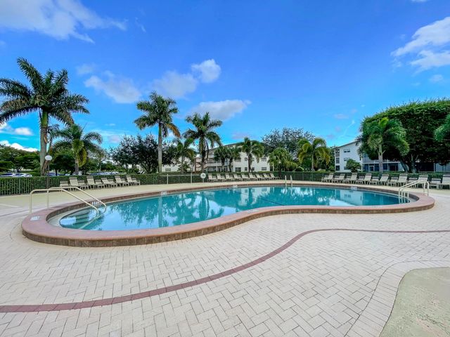293 Brighton G, Boca Raton, FL 33434