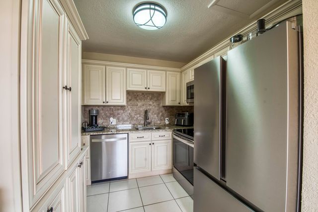 293 Brighton G, Boca Raton, FL 33434