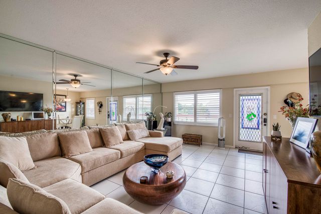293 Brighton G, Boca Raton, FL 33434