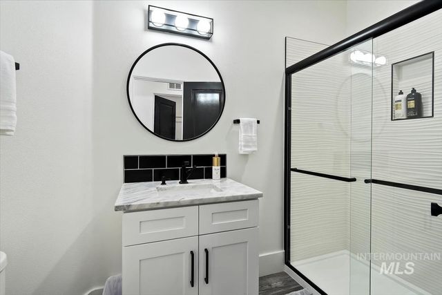 2095 N Meridian Rd, Eagle, ID 83616