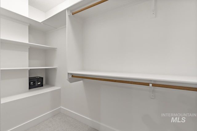 2095 N Meridian Rd, Eagle, ID 83616