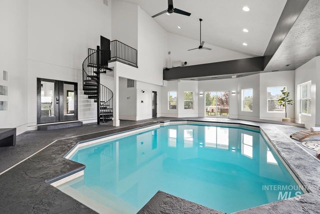 2095 N Meridian Rd, Eagle, ID 83616