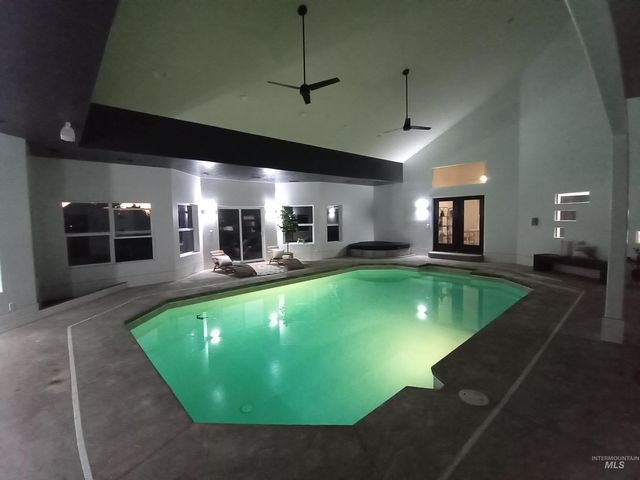 2095 N Meridian Rd, Eagle, ID 83616