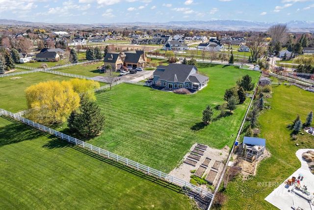 2095 N Meridian Rd, Eagle, ID 83616