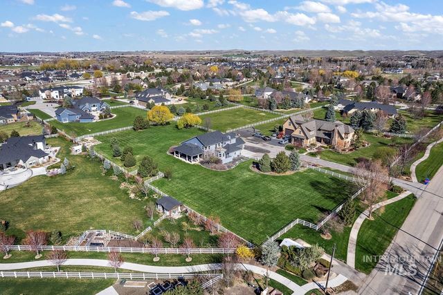 2095 N Meridian Rd, Eagle, ID 83616