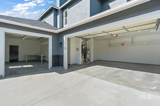 2095 N Meridian Rd, Eagle, ID 83616