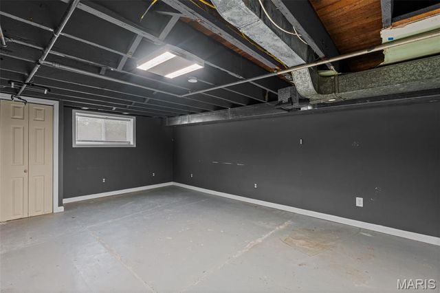 5462 Christy Avenue, St Louis, MO 63116