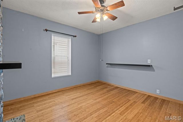 5462 Christy Avenue, St Louis, MO 63116