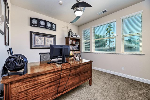 2409 S Bundy Drive, Fresno, CA 93727