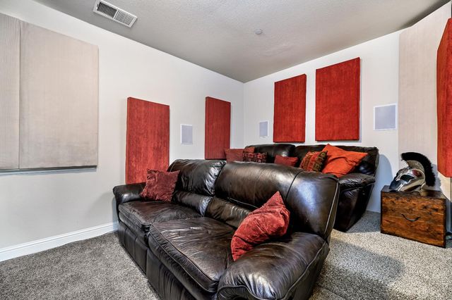 2409 S Bundy Drive, Fresno, CA 93727