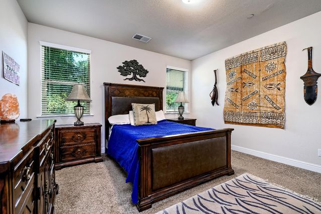 2409 S Bundy Drive, Fresno, CA 93727