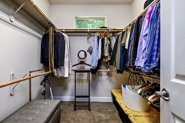 2409 S Bundy Drive, Fresno, CA 93727