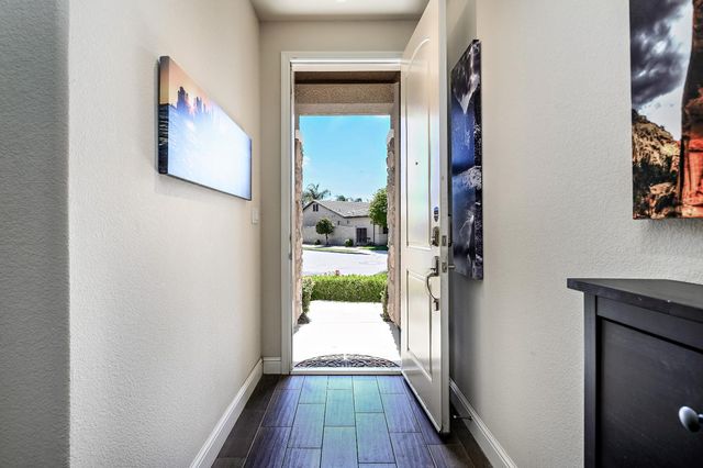 2409 S Bundy Drive, Fresno, CA 93727