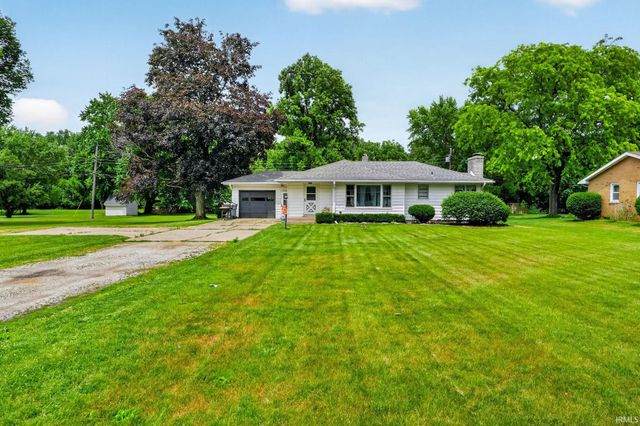 24701 CR 20 Road, Elkhart, IN 46517