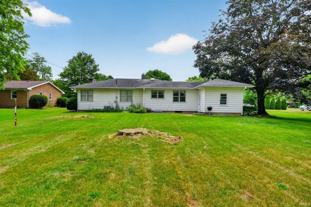 24701 CR 20 Road, Elkhart, IN 46517