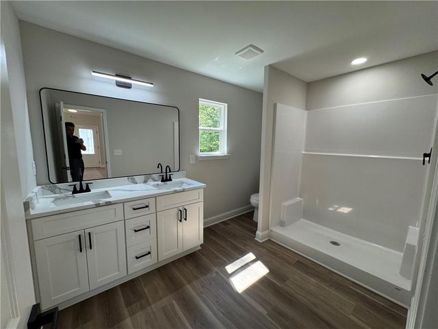 2800 Dorsey Peek Road, Gainesville, GA 30507