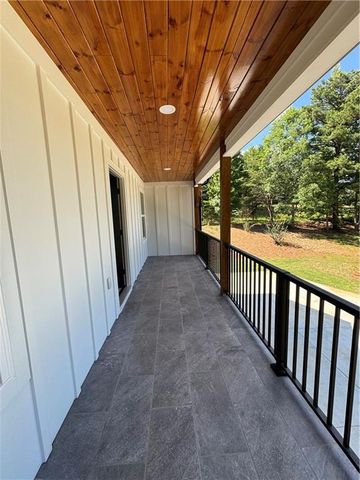 2800 Dorsey Peek Road, Gainesville, GA 30507