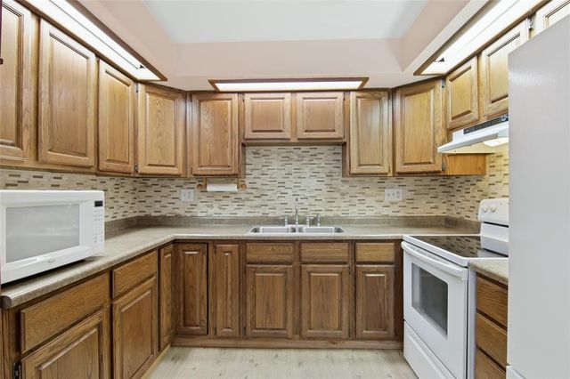 625 10th Avenue, Bloomer, WI 54724