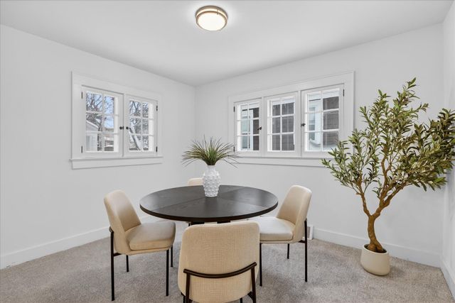 2138 Edgewood Avenue NE, Grand Rapids, MI 49505