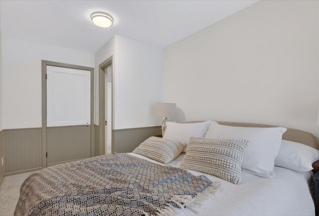 2138 Edgewood Avenue NE, Grand Rapids, MI 49505