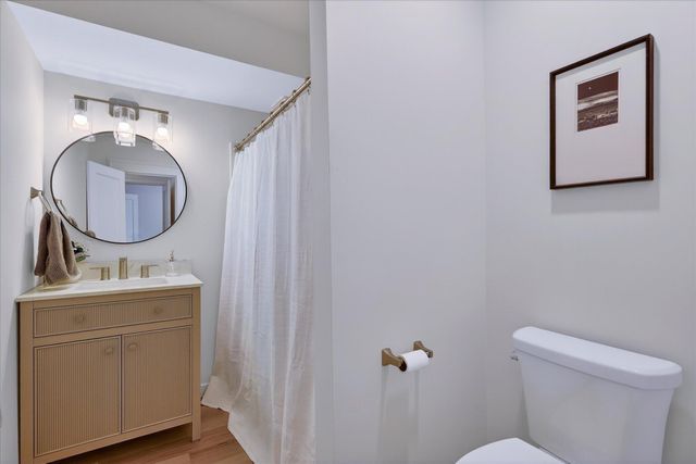 2138 Edgewood Avenue NE, Grand Rapids, MI 49505