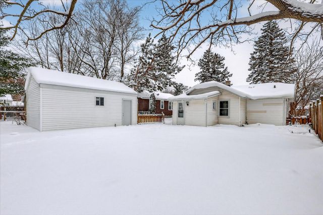 2138 Edgewood Avenue NE, Grand Rapids, MI 49505