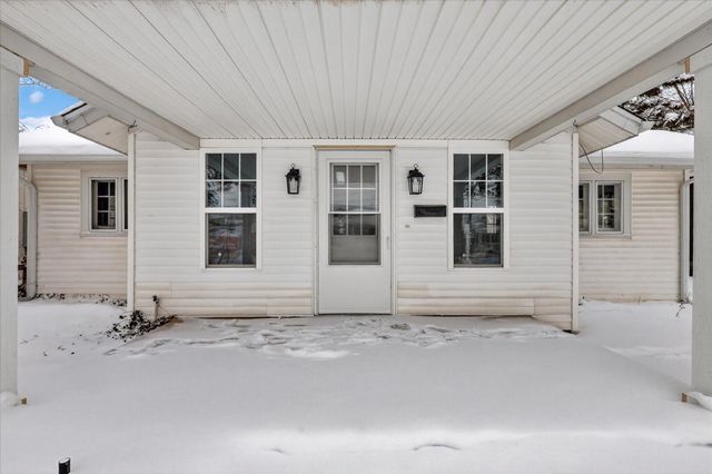 2138 Edgewood Avenue NE, Grand Rapids, MI 49505