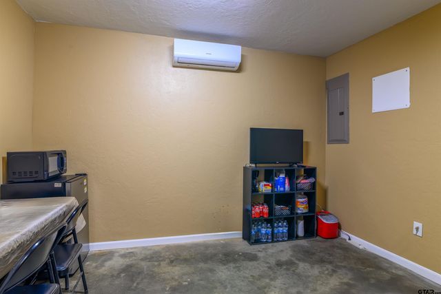 21974 Highway 155 S, Flint, TX 75762