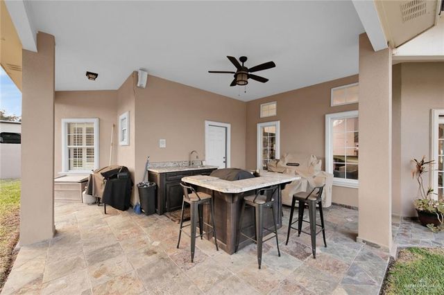 2100 Sunrise Lane, Mission, TX 78574