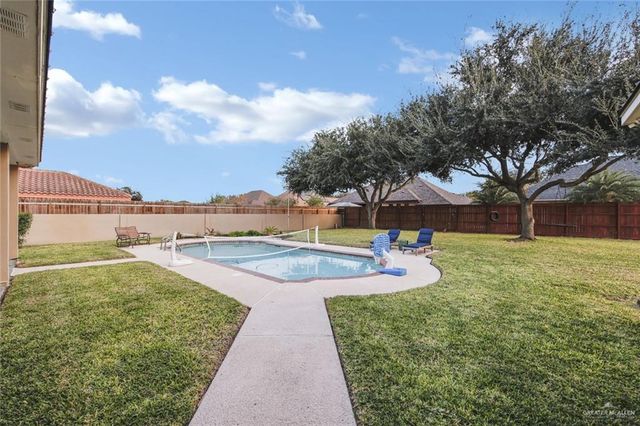 2100 Sunrise Lane, Mission, TX 78574