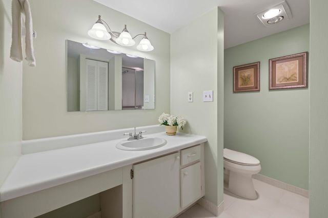 951 De Soto Road 232, Boca Raton, FL 33432