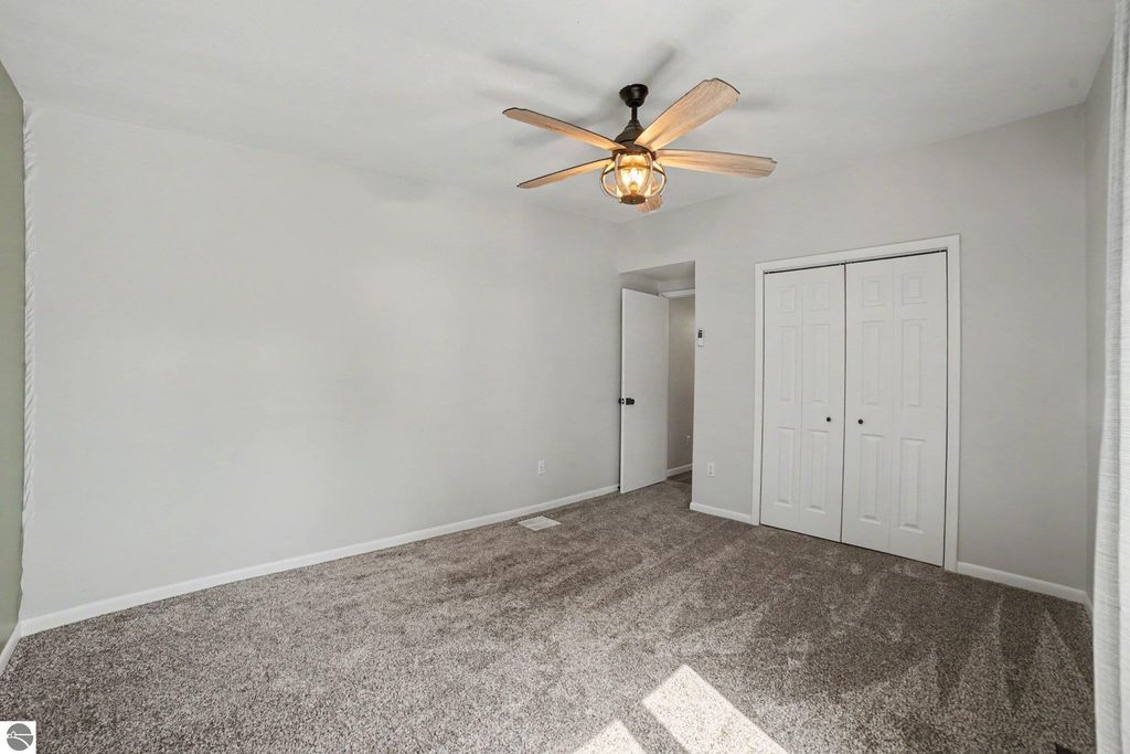 Image 18 of property listing at 121 W Hazel Street, St Louis, MI 48880