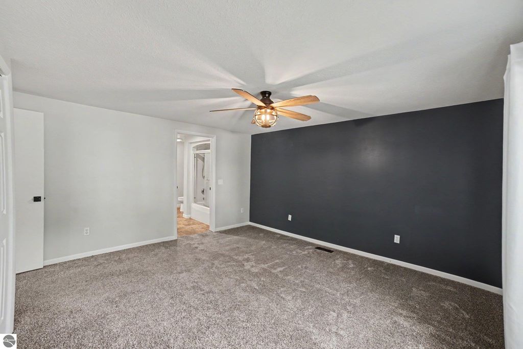 Image 22 of property listing at 121 W Hazel Street, St Louis, MI 48880