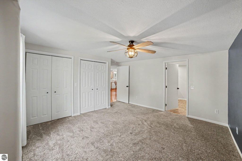 Image 23 of property listing at 121 W Hazel Street, St Louis, MI 48880