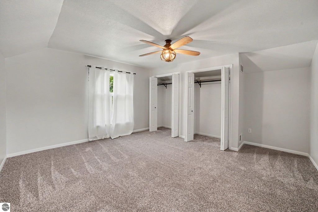 Image 28 of property listing at 121 W Hazel Street, St Louis, MI 48880