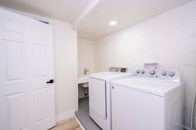 2002 GEIGEL AVENUE, Orlando, FL 32806