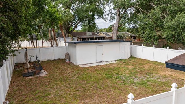 2002 GEIGEL AVENUE, Orlando, FL 32806