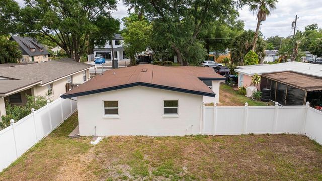 2002 GEIGEL AVENUE, Orlando, FL 32806