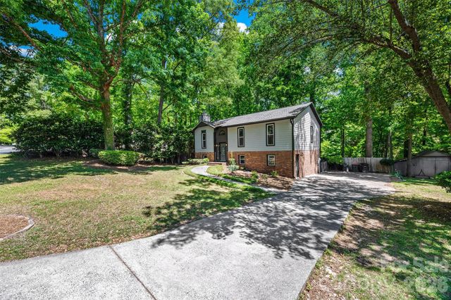 204 Swamp Fox Drive, Fort Mill, SC 29715