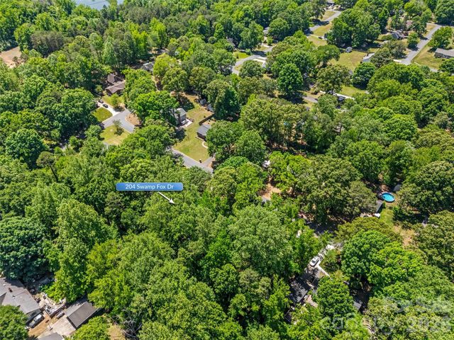 204 Swamp Fox Drive, Fort Mill, SC 29715