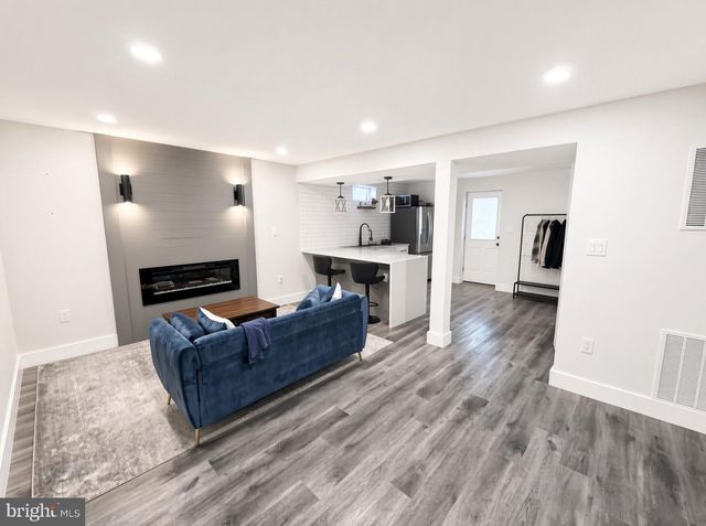 8107 BROWN CT, Alexandria, VA 22306
