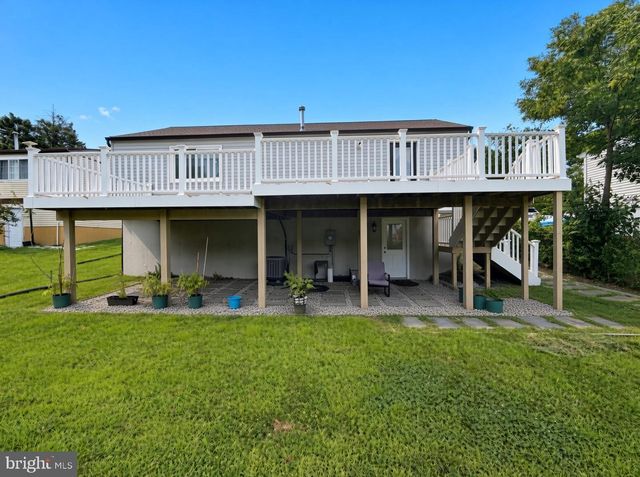 8107 BROWN CT, Alexandria, VA 22306
