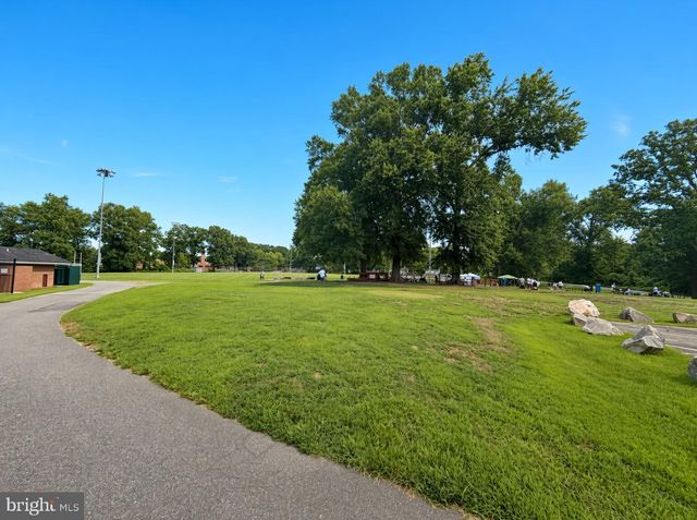 8107 BROWN CT, Alexandria, VA 22306