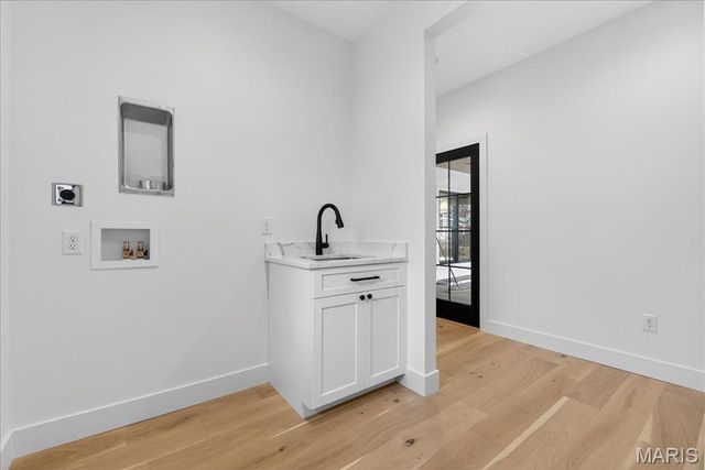 643 Marshall Avenue, St Louis, MO 63119