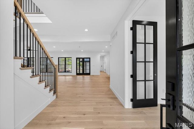 643 Marshall Avenue, St Louis, MO 63119