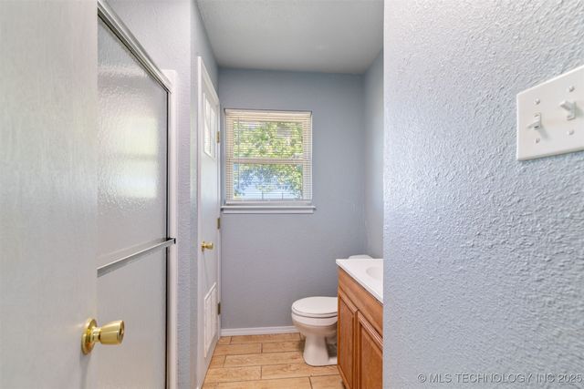 8405 E Nightingale Road, Atoka, OK 74525