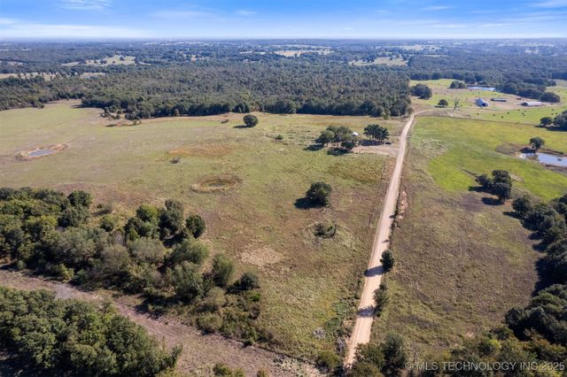 8405 E Nightingale Road, Atoka, OK 74525