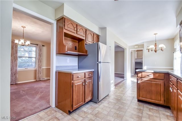 6145 Hemingway Road, Mayfield Village, OH 44143