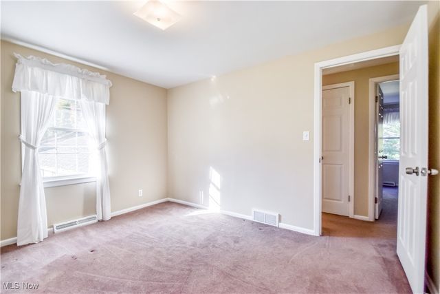 6145 Hemingway Road, Mayfield Village, OH 44143