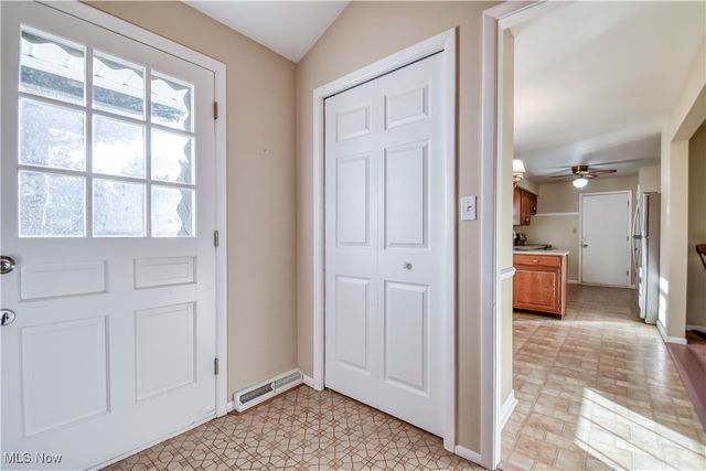 6145 Hemingway Road, Mayfield Village, OH 44143